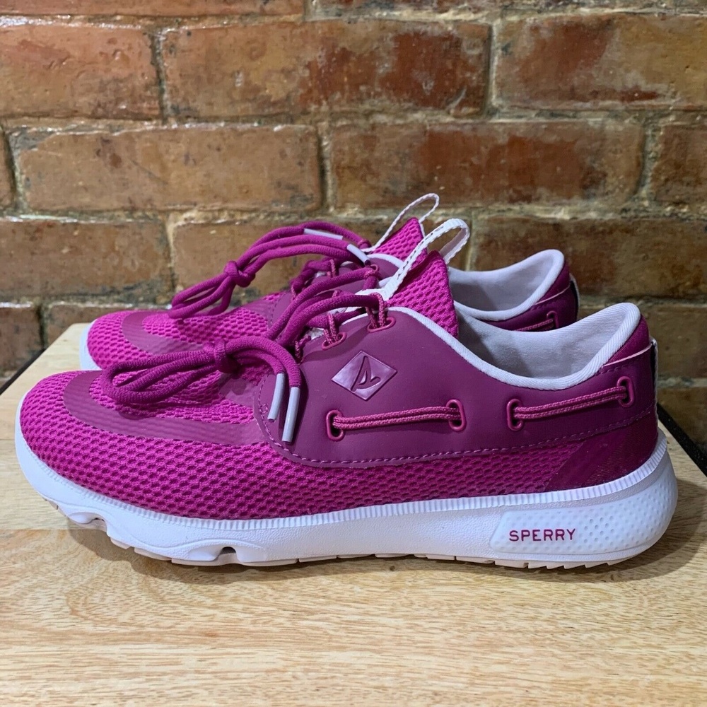 NEW! Sperry Magenta Women's 7 Seas 3-Eye Boating Shoe Size 7.5